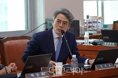 "아동학대 신고의무자"... 보복 위험으로부터 보호해야