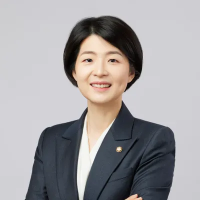 한지아